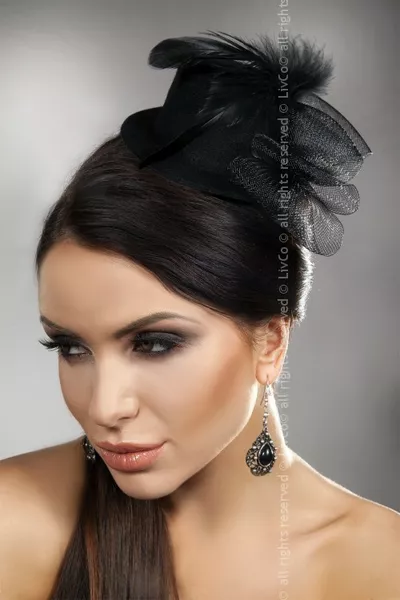 Livia Corsetti Mini Top Hat LC 12025 Model 18, kapelusik