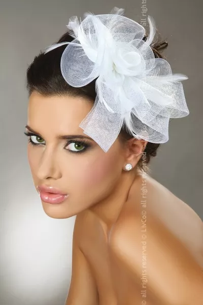 Livia Corsetti Mini Top Hat LC 12038 Model 31, kapelusik